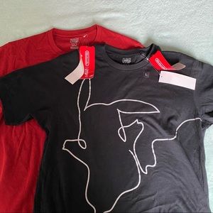 2 men's t-shirts Uniqlo